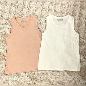 NEW Abercrombie & Fitch Size XS Muscle T-Shirt Lot of 2 Shirts Pink & White